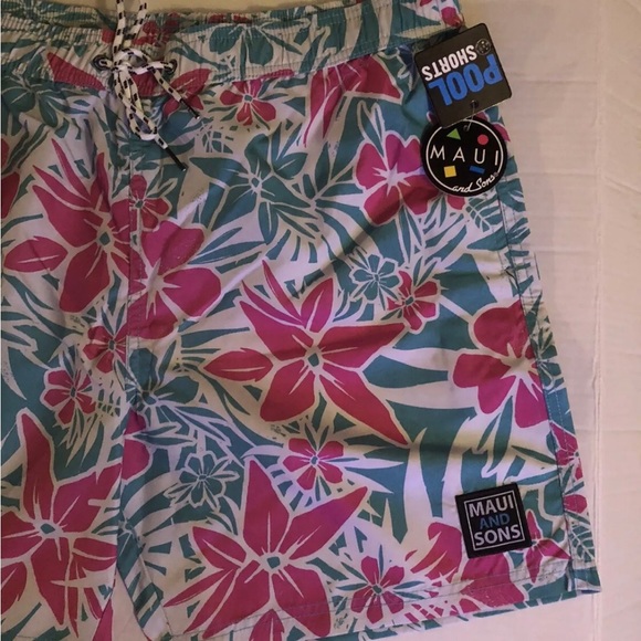 MAUI and SONS Mens Swim Shorts Size XL With Attached Shorts Lining Pull On New - Picture 3 of 10